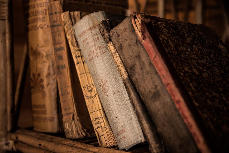 Libros de texto y material escolar 25-26